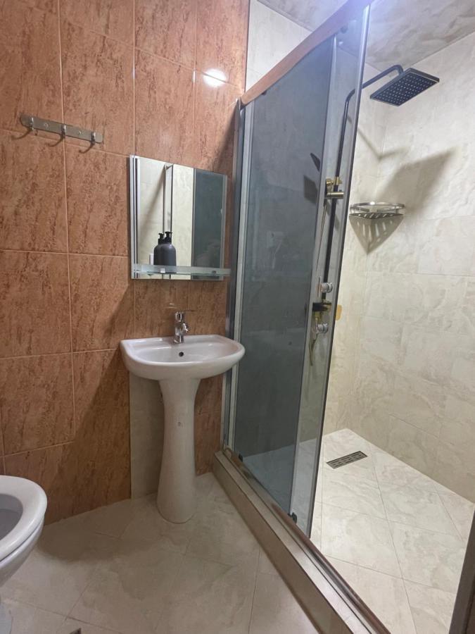 Hotel Chaika Kobuleti Exteriör bild