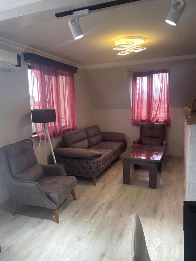 Hotel Chaika Kobuleti Exteriör bild