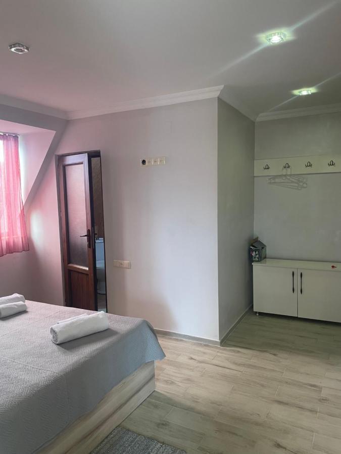 Hotel Chaika Kobuleti Exteriör bild