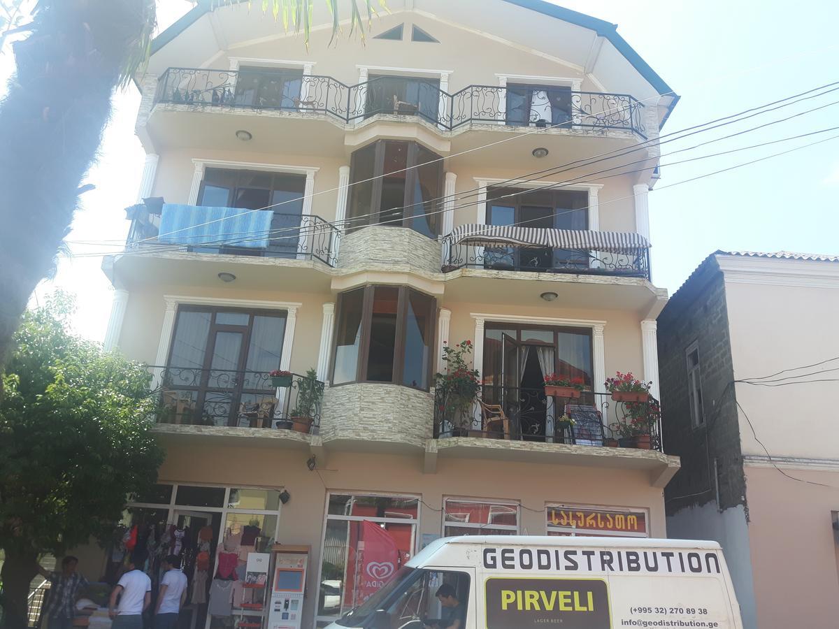 Hotel Chaika Kobuleti Exteriör bild