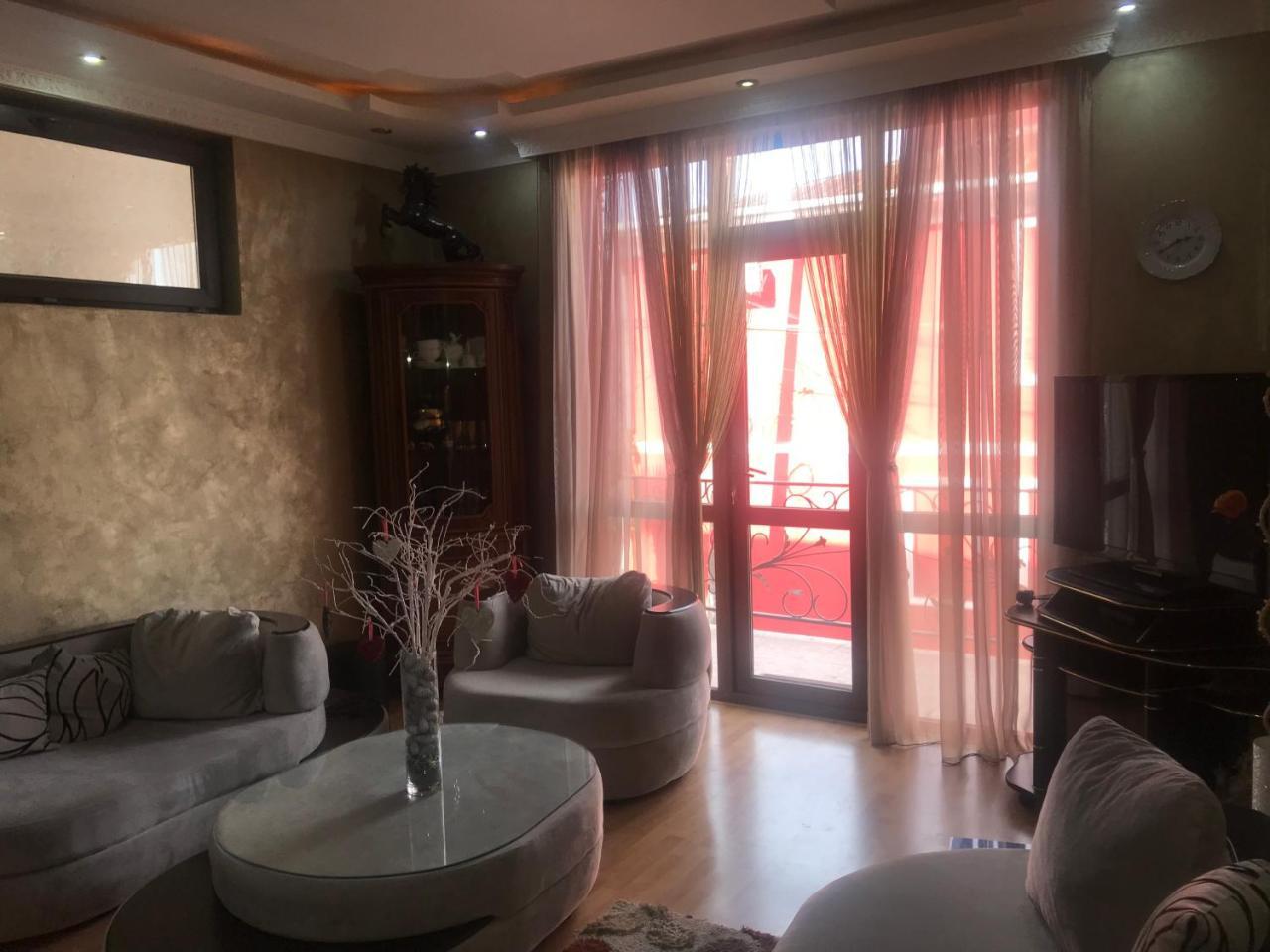 Hotel Chaika Kobuleti Exteriör bild