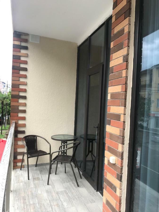 Hotel Chaika Kobuleti Exteriör bild